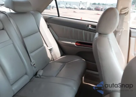 2005 Toyota Camry Xle V6 from USA, damaged, VIN 4T1BF30K75U620334